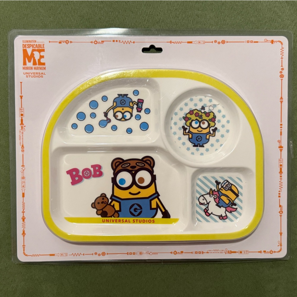 Minions Kids Plate Set with Yellow Trim